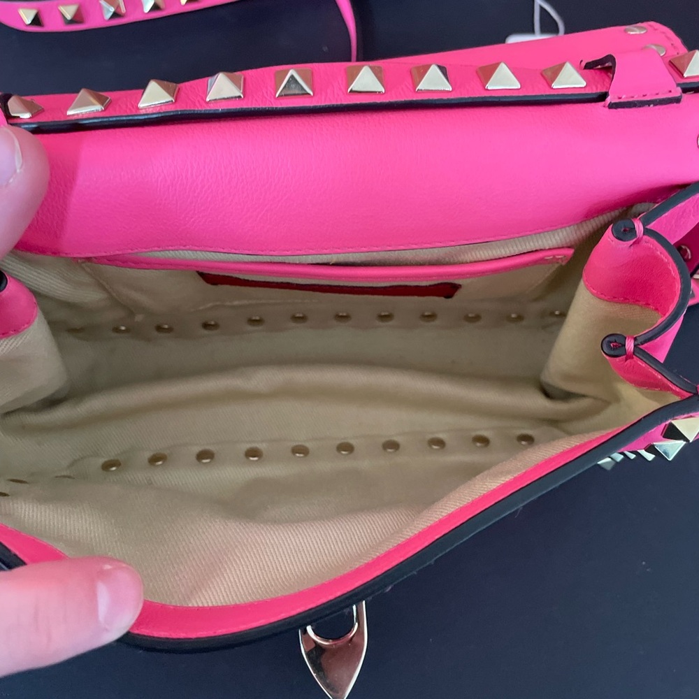 Authenticated Valentino Small Rockstud Crossbody … - image 6